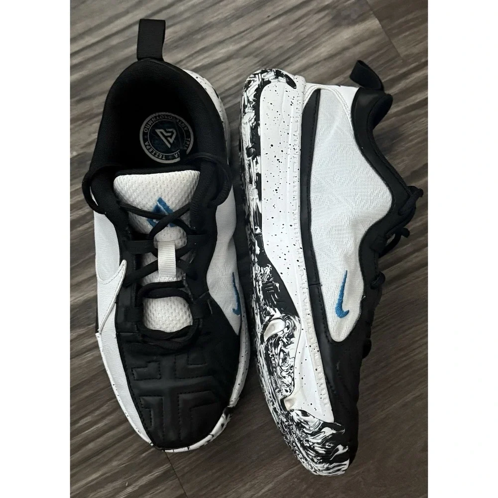 Nike Freak 5 White/Black/Photo Blue Kids'‎ Basketball Shoe Sneaker Youth Size 4